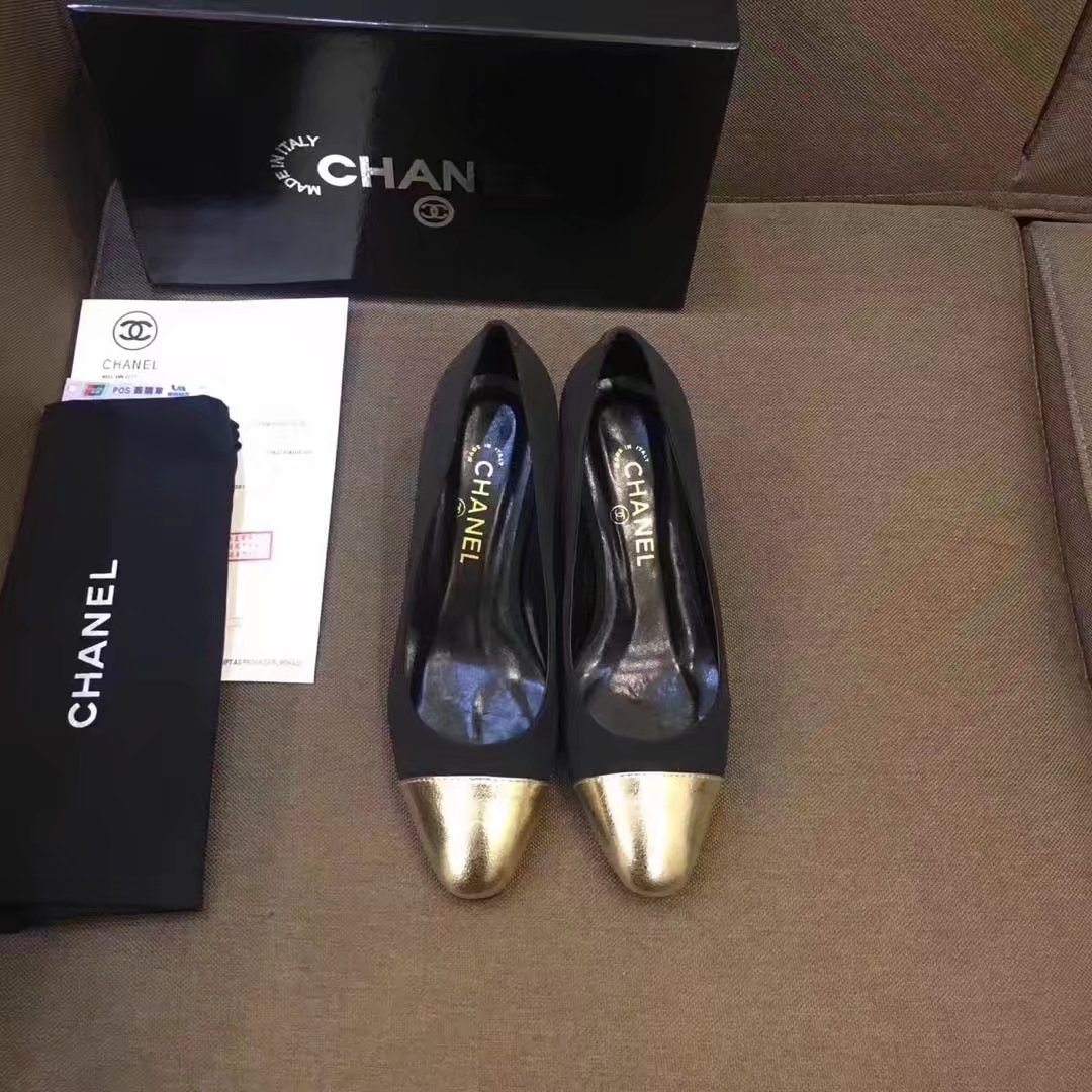 Chanel Pump Leather CH2146 Black&Gold Chanel Pump Leather CH2146 Black&Gold
