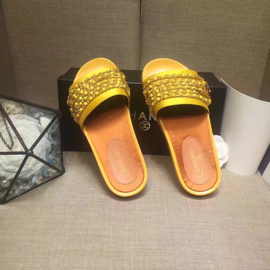 Chanel Slipper Leather CH2149 Yellow Chanel Slipper Leather CH2149 Yellow