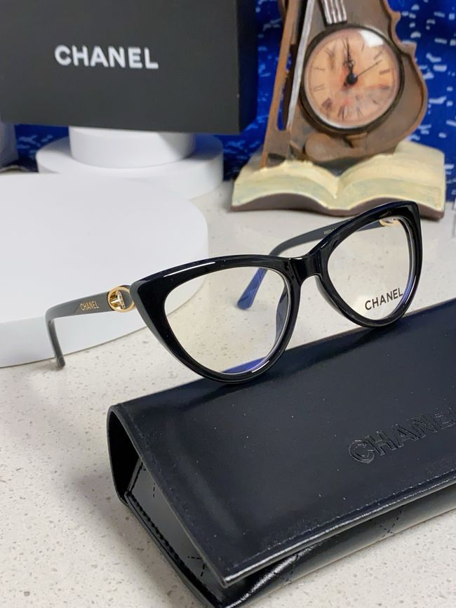 Chanel Sunglasses 821628-2
