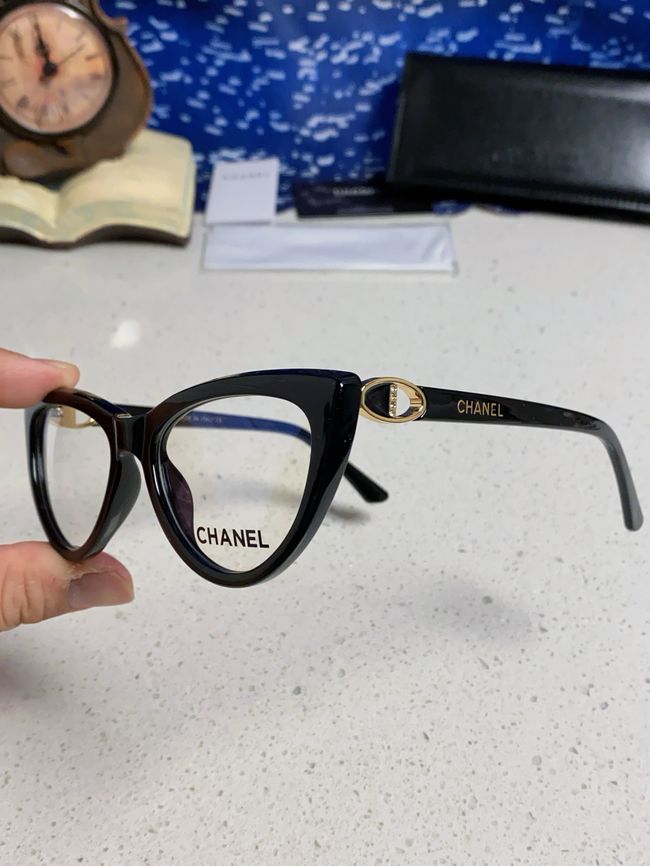 Chanel Sunglasses 821628-2