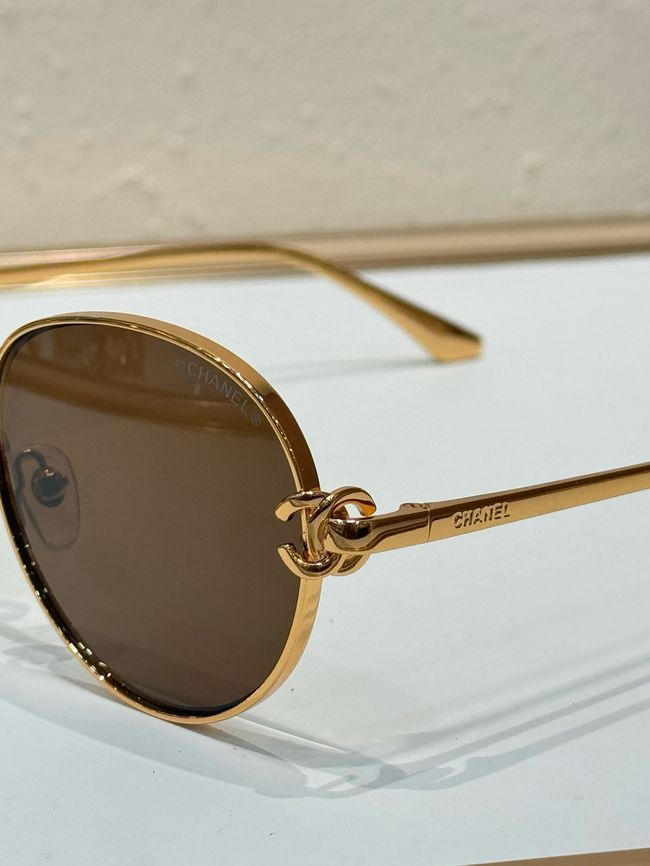 Chanel Sunglasses 821645-4