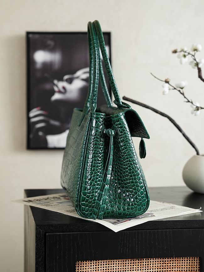 Chanel Crocodile Embossed Shopping Bag AS6428 dark green