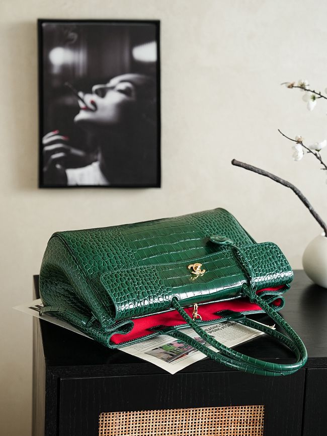 Chanel Crocodile Embossed Shopping Bag AS6428 dark green