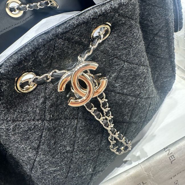 CHANEL 25 SMALL HANDBAG Felt AS5293 Dark Gray