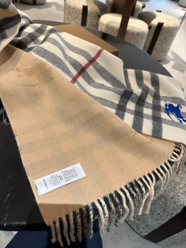 Burberry cashmere scarf BU0021-1