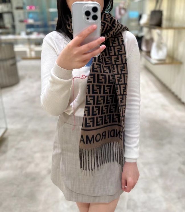 Fendi cashmere scarf 06387-1