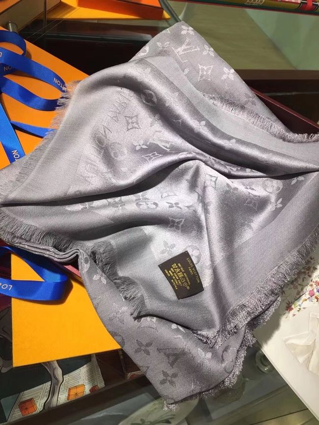 Louis Vuitton Monogram Shine Shawl M98772-4
