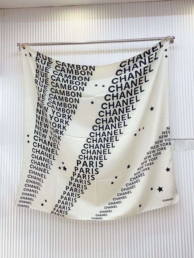 Chanel cashmere Shawl B25975-1