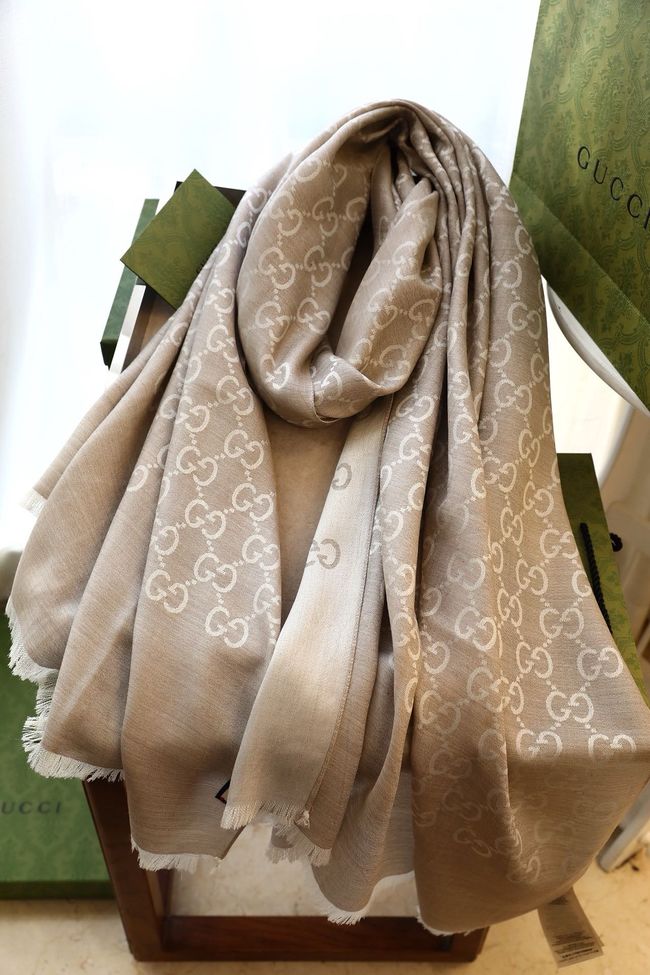 Gucci cashmere scarf 06393-2
