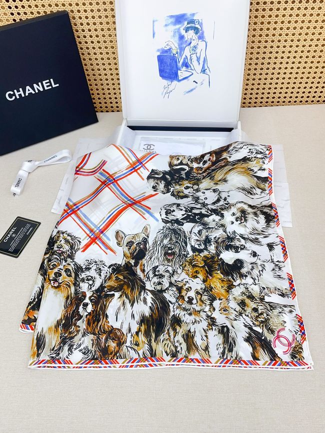Chanel silk scarf B25981-2