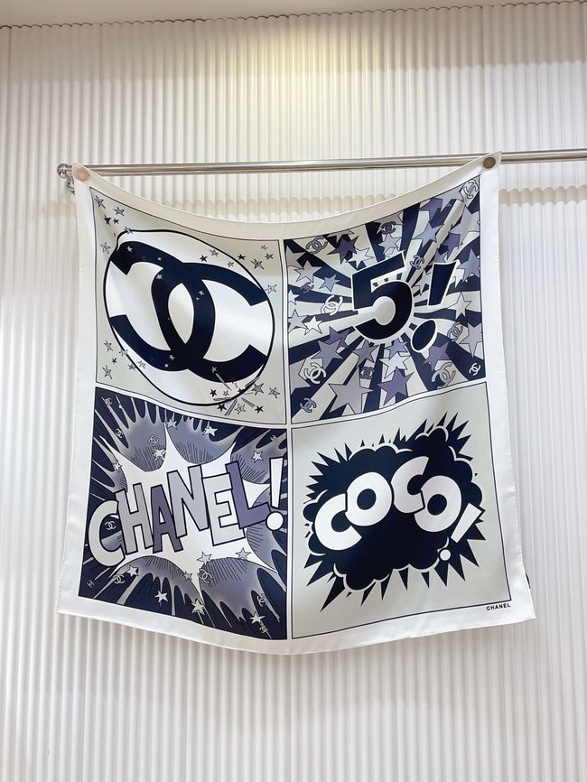 Chanel silk scarf B25982-2