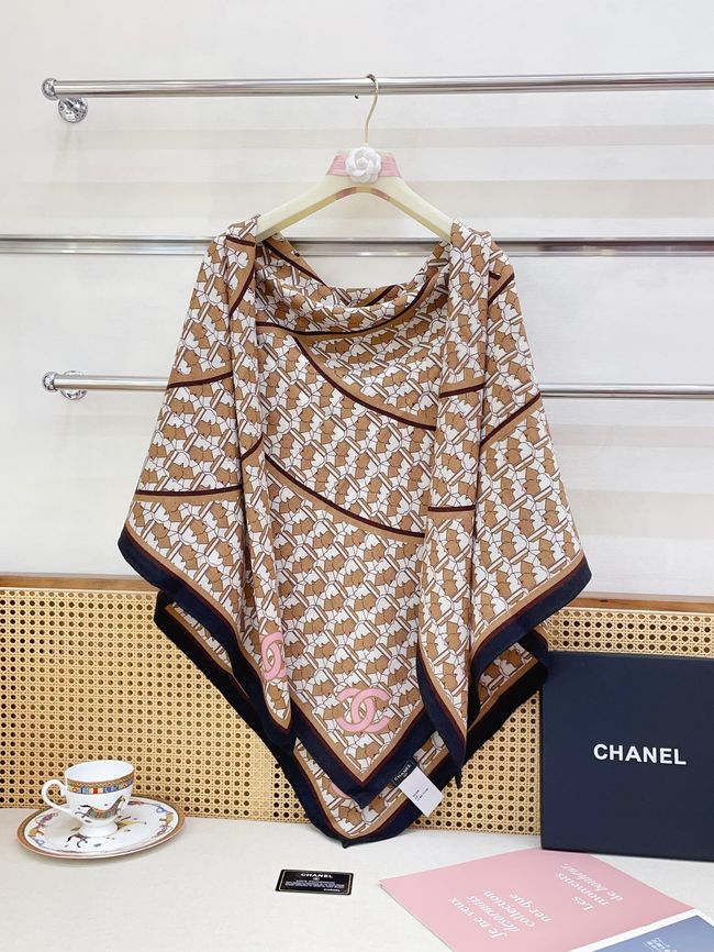 Chanel cashmere scarf B25985-2