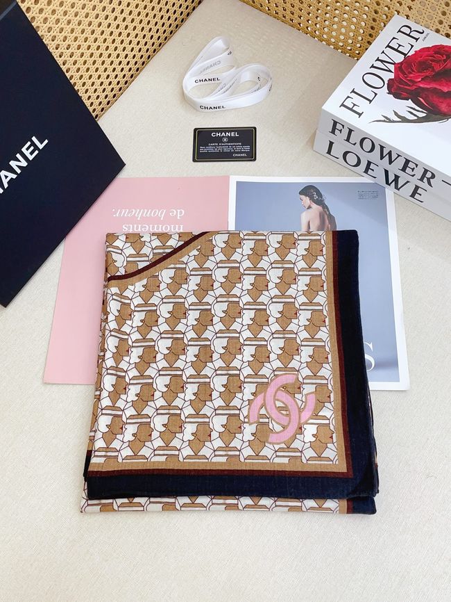 Chanel cashmere scarf B25985-2