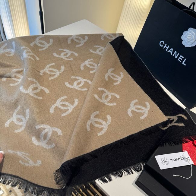 Chanel cashmere scarf B25986-1