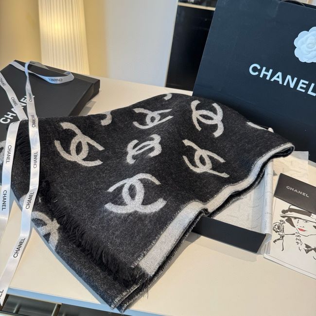 Chanel cashmere scarf B25986-2