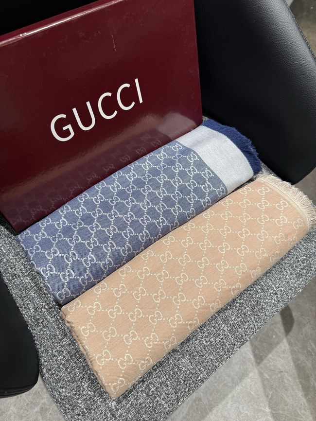 Gucci Printed GG wool silk shawl 873730-2