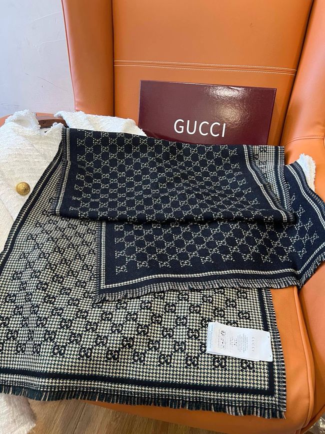 Gucci cashmere scarf 873732-4