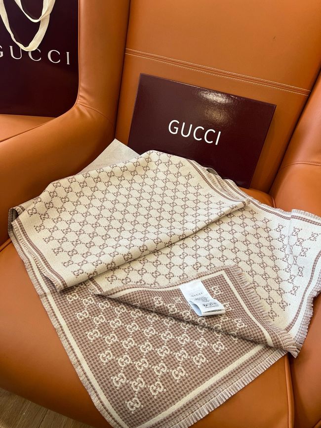 Gucci cashmere scarf 873732-5