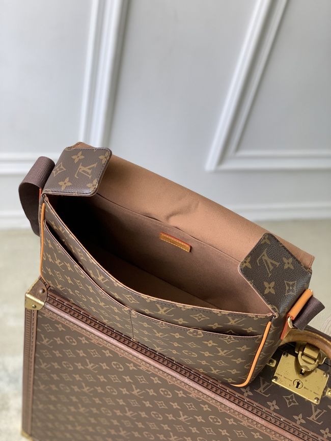 Louis Vuitton Bastille MM M2A190
