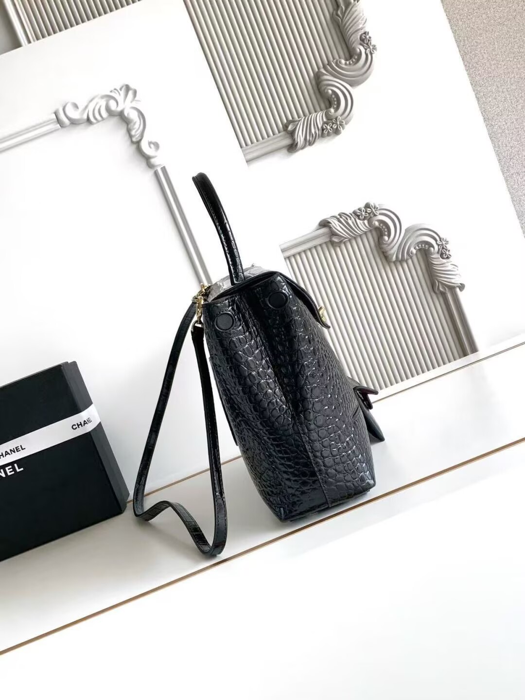 Chanel Maxi Flap Bag With Top Handle Crocodile Embossed Calfskin & Gold-Tone Metal Dark Gray As6309