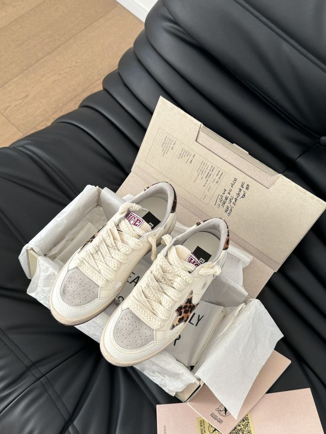 GOLDEN GOOSE DELUXE BRAND flats 65276-8