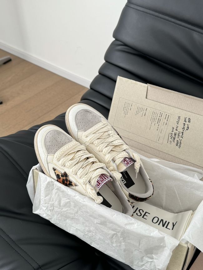 GOLDEN GOOSE DELUXE BRAND flats 65276-8
