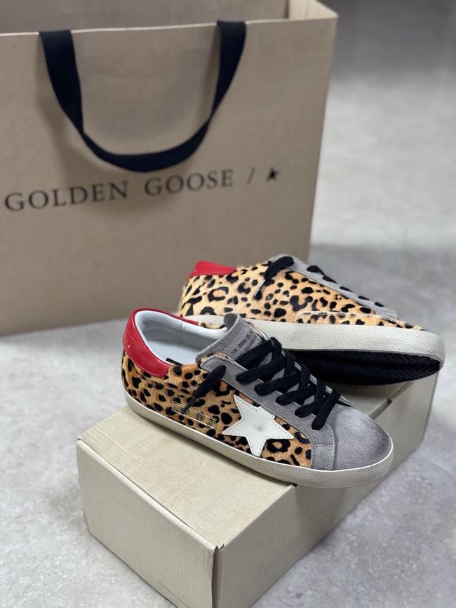 GOLDEN GOOSE DELUXE BRAND flats 65276-16