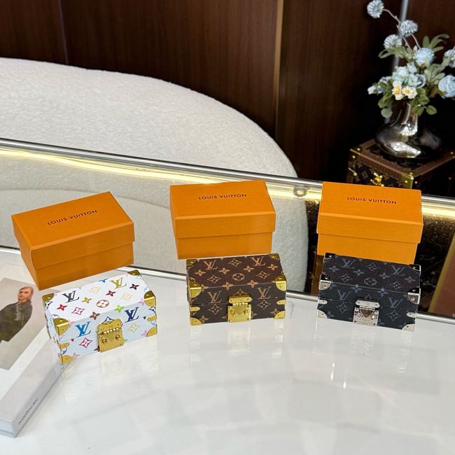 Louis Vuitton Lipstick packet M01190-2