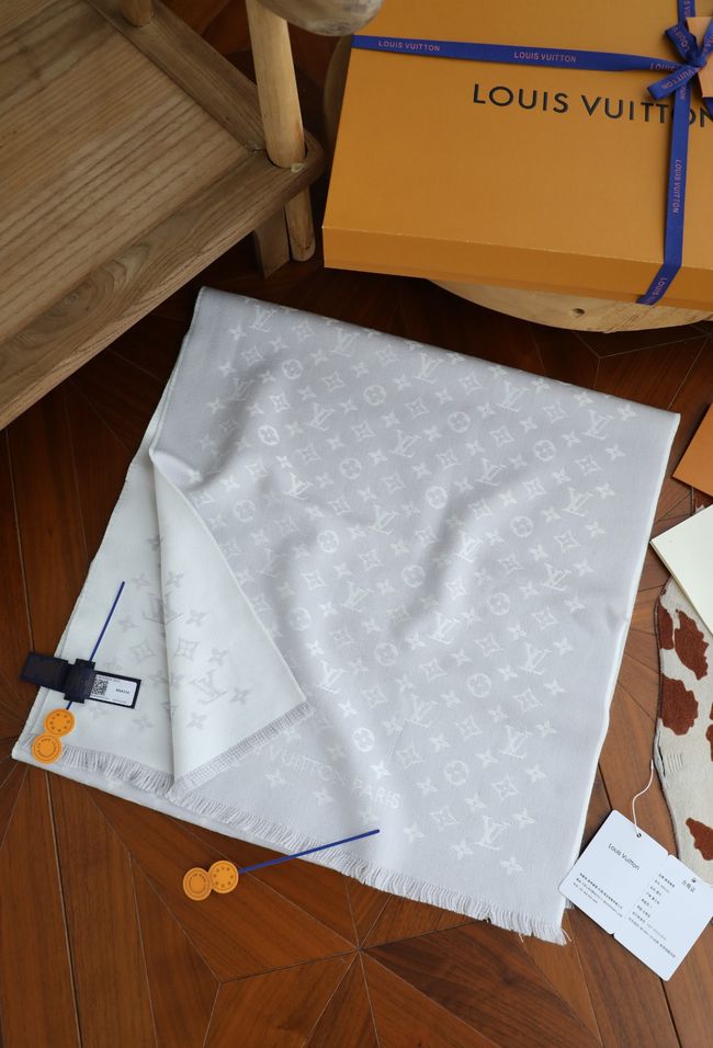 Louis Vuitton New Forevergram Scarf M9A253-2