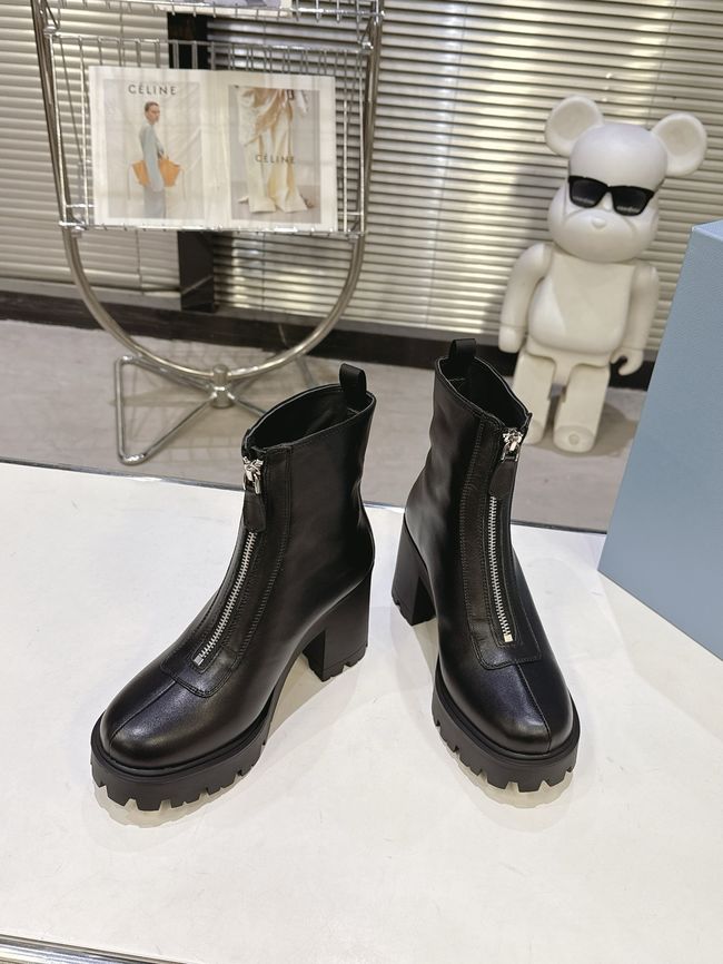 Prada Monolith brushed leather Chelsea boots G085-6