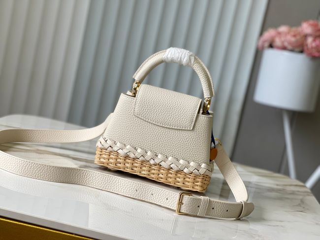 Louis Vuitton Capucines Mini M24977 Ivory