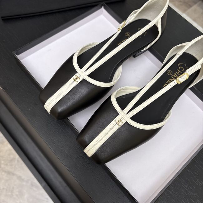 Chanel Mary Janes G47613-4
