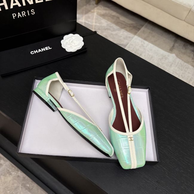Chanel Mary Janes G47613-14