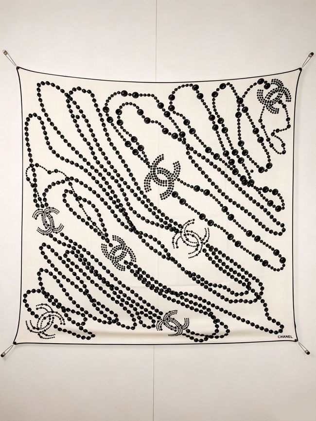 Chanel Wool and Silk Shawl AAC492-1 Chanel Wool and Silk Shawl AAC492-1