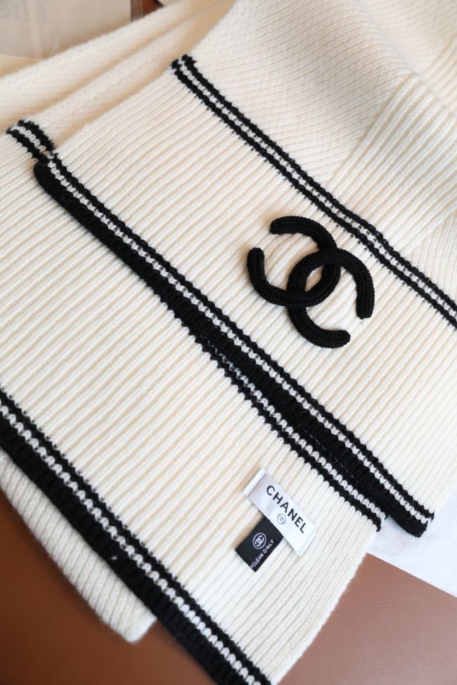 Chanel Cashmere Scarf AAC080-2
