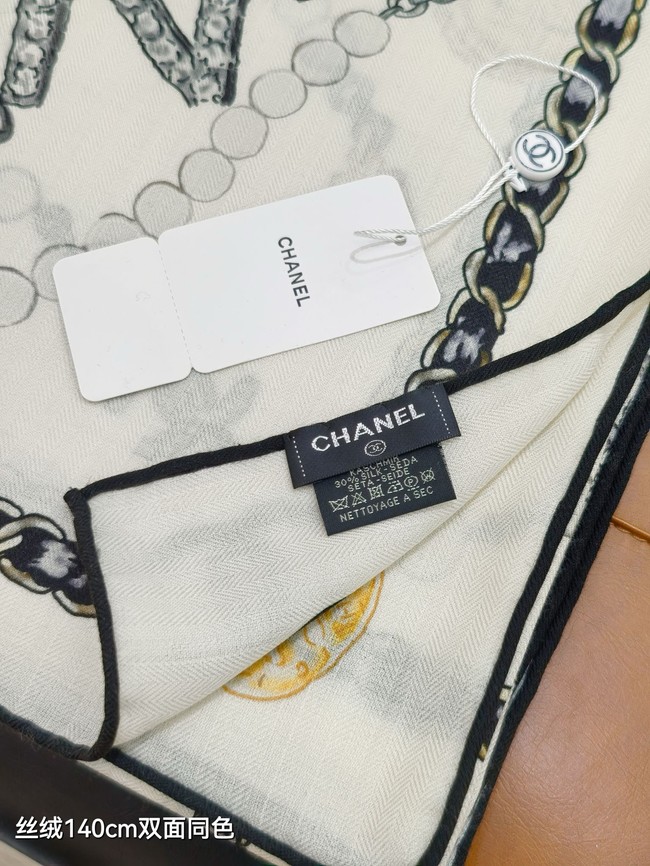 Louis Vuitton Shawl Cashmere and Silk KY124