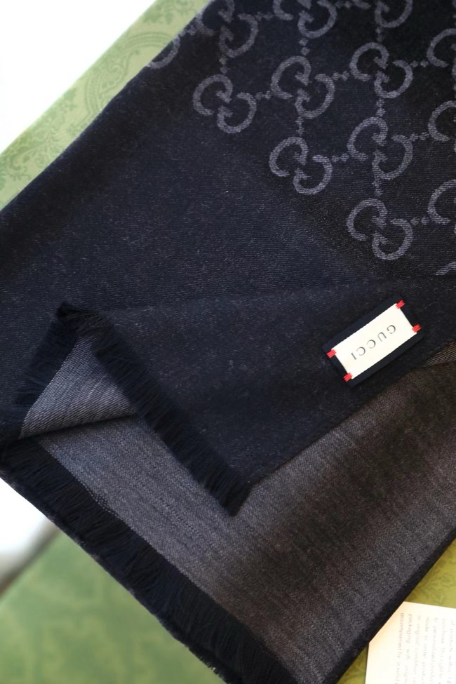 Gucci rinted GG cotton wool lame shawl 845243-1