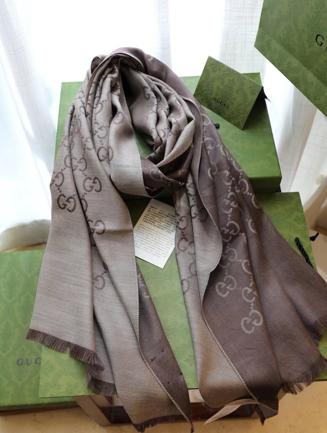 Gucci rinted GG cotton wool lame shawl 845243-4