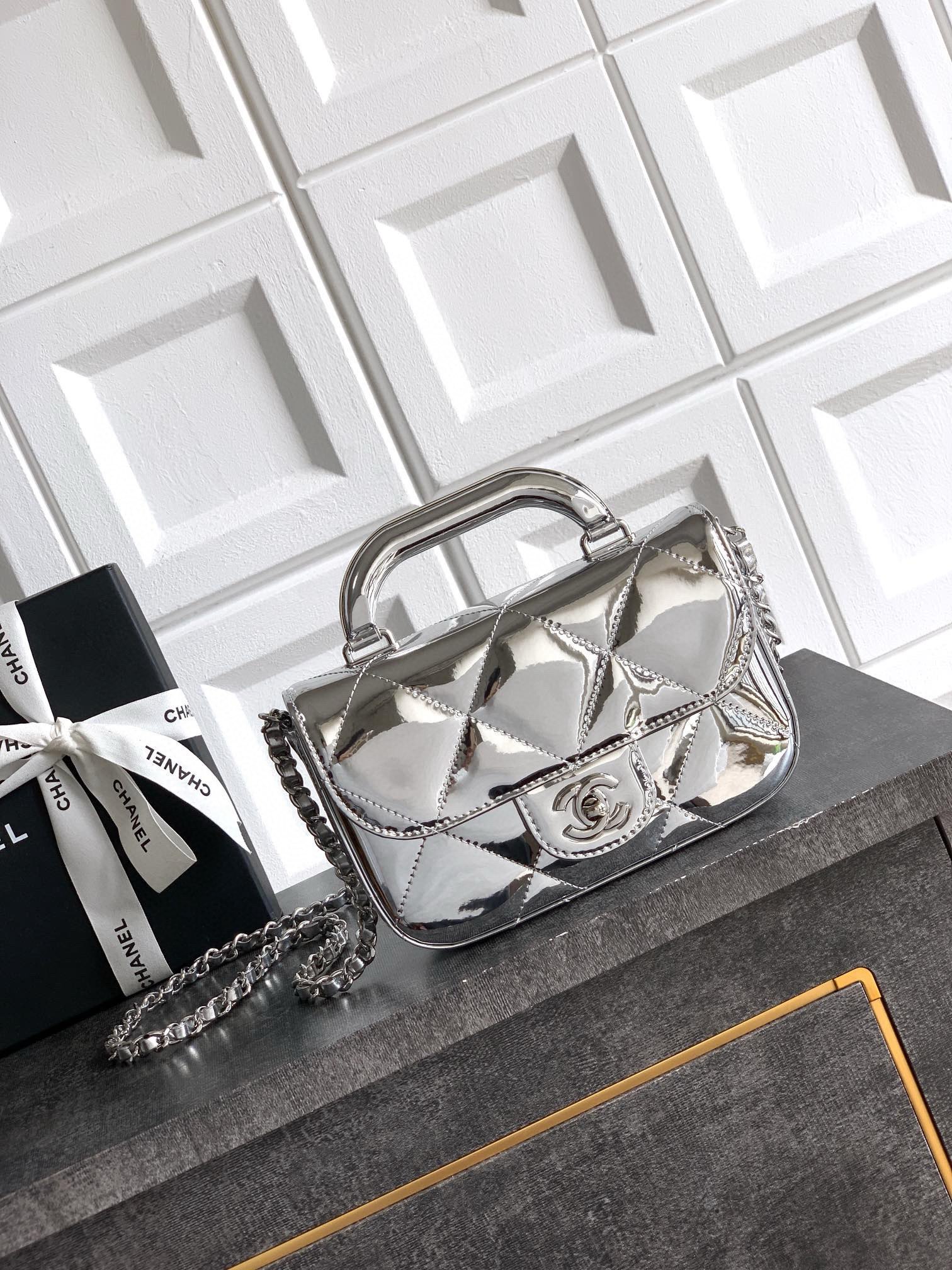 Chanel 25K Original Patent Leather Top Handle Bag  A6320 Silver