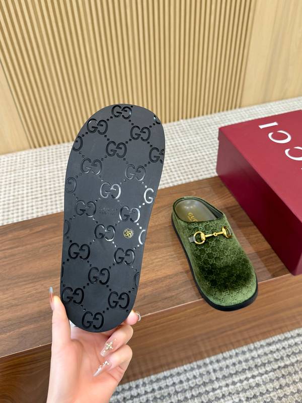 Gucci Shoes GUS00883 Heel 2CM