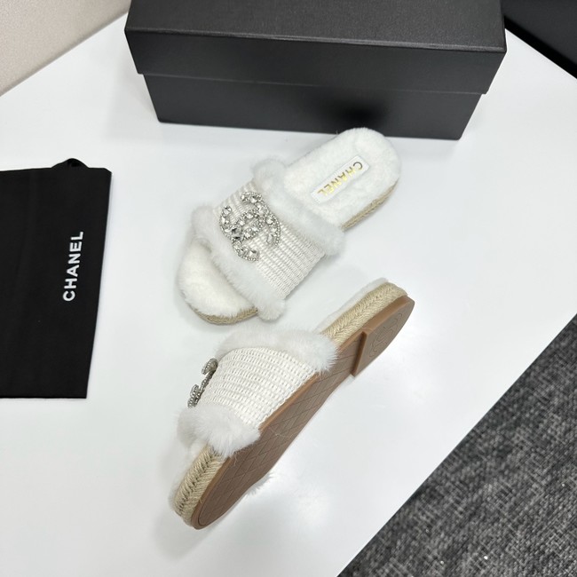 Chanel Casual sandals 69879-3
