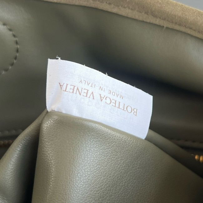 Bottega Veneta Hop calf leather Suede 796262 light gray
