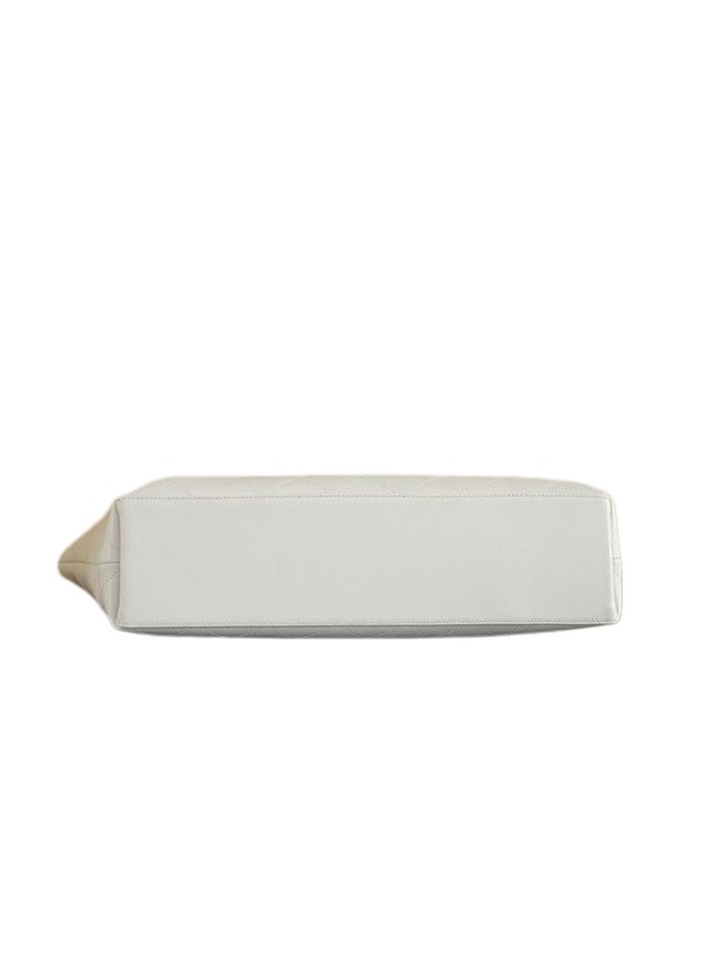 CHANEL Shoulder Bag 66971 white