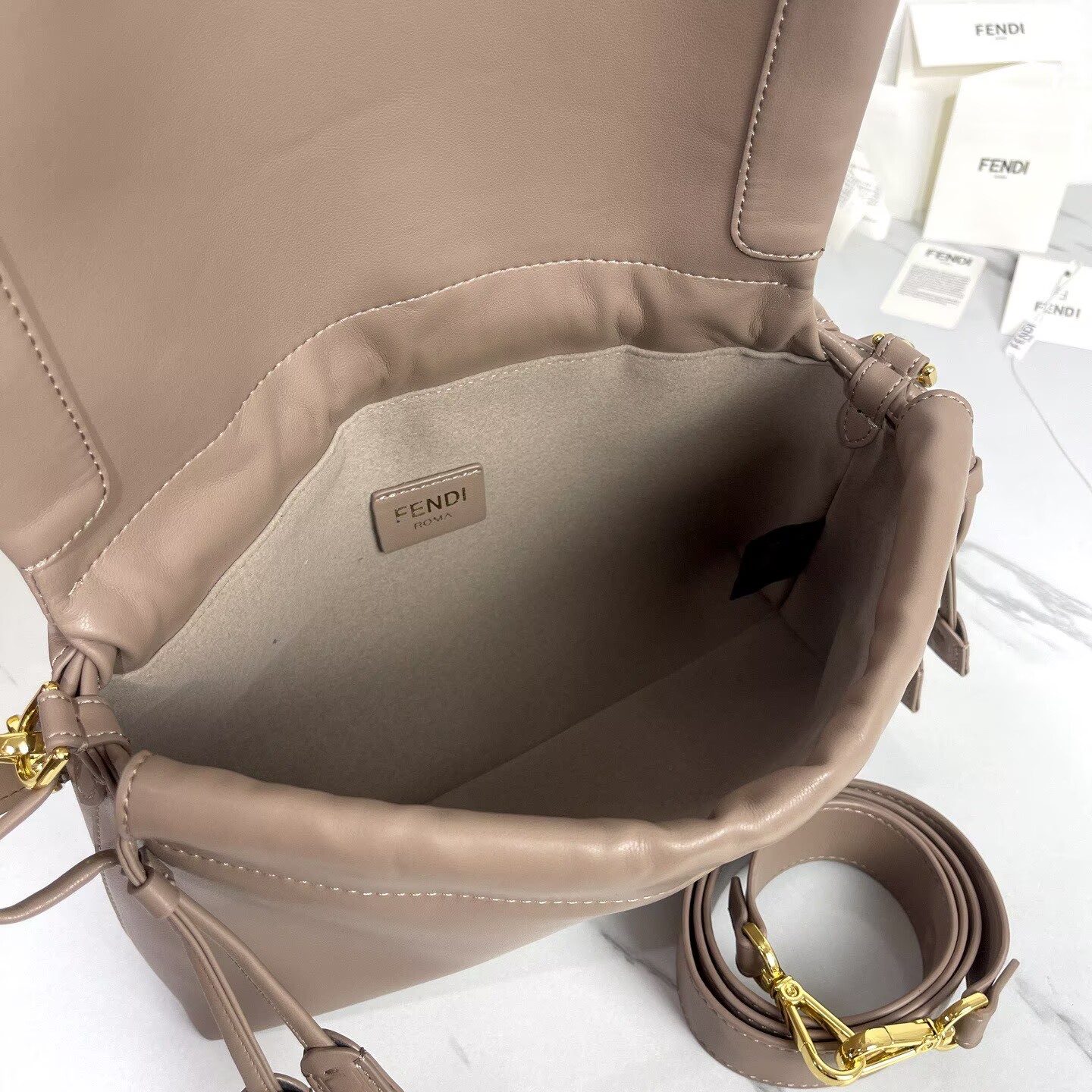 FENDI 2025 Mamma Baguette Original Leather Medium Bag FF8851 Gray