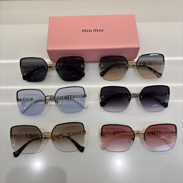 miumiu Sunglasses MMS00018-1