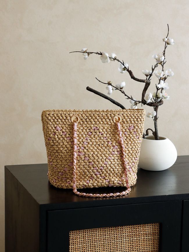 CHANEL Braided Straw Shoulder Bag AS5955 Apricot and pink