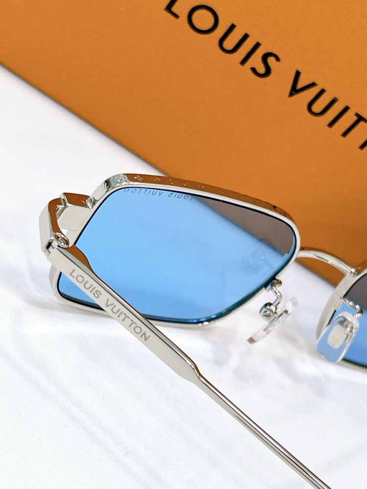 LV Sunglasses LVS00011-2