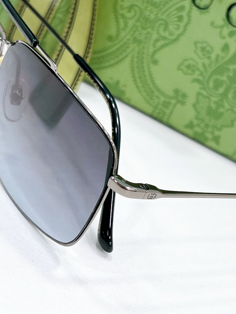 Gucci Sunglasses GUS00005-1